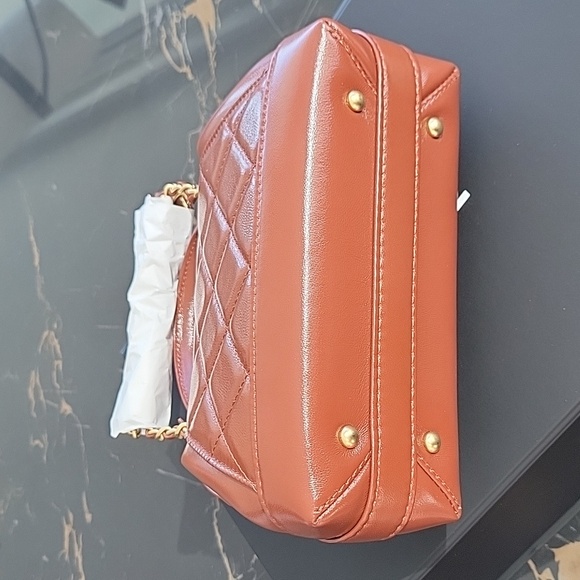 Chanel Bowling Bag in Warm Brown color - Picture 5 of 9